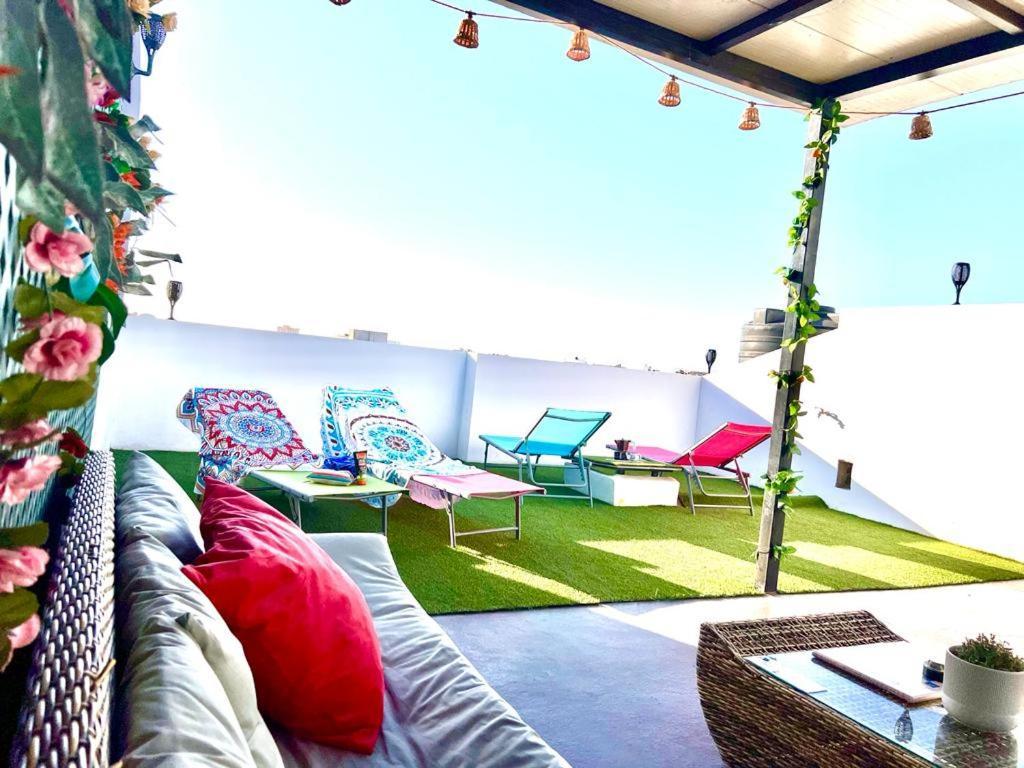 Animos! Apartments - 10 Modern Apartments Near The City & Beach, Perfect For Nomads, Travellers, Families, Watersports! Santa Maria Esterno foto