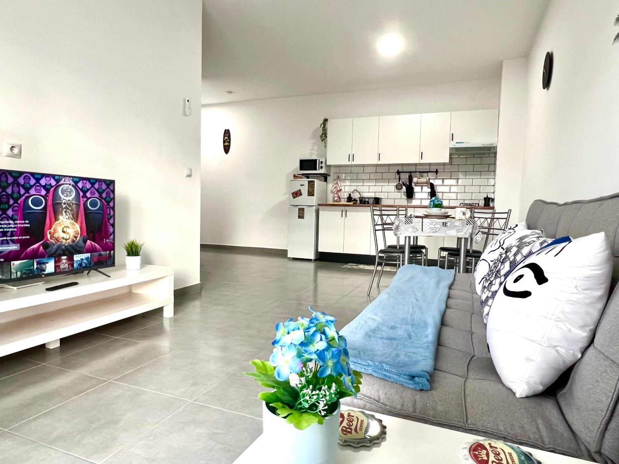 Animos! Apartments - 10 Modern Apartments Near The City & Beach, Perfect For Nomads, Travellers, Families, Watersports! Santa Maria Esterno foto