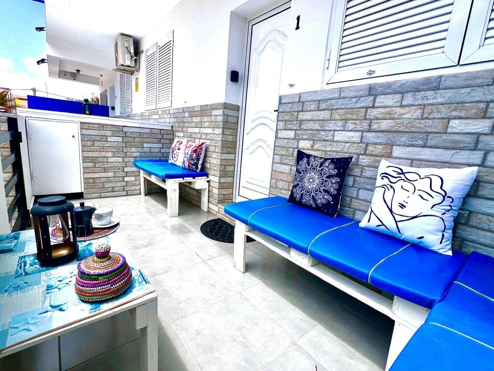 Animos! Apartments - 10 Modern Apartments Near The City & Beach, Perfect For Nomads, Travellers, Families, Watersports! Santa Maria Esterno foto