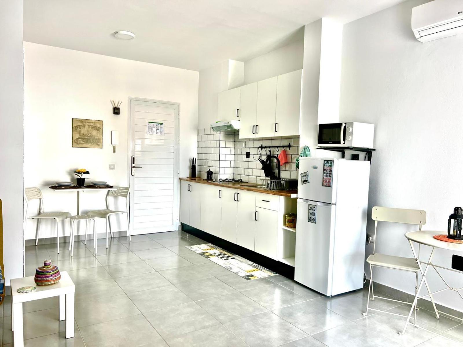 Animos! Apartments - 10 Modern Apartments Near The City & Beach, Perfect For Nomads, Travellers, Families, Watersports! Santa Maria Esterno foto