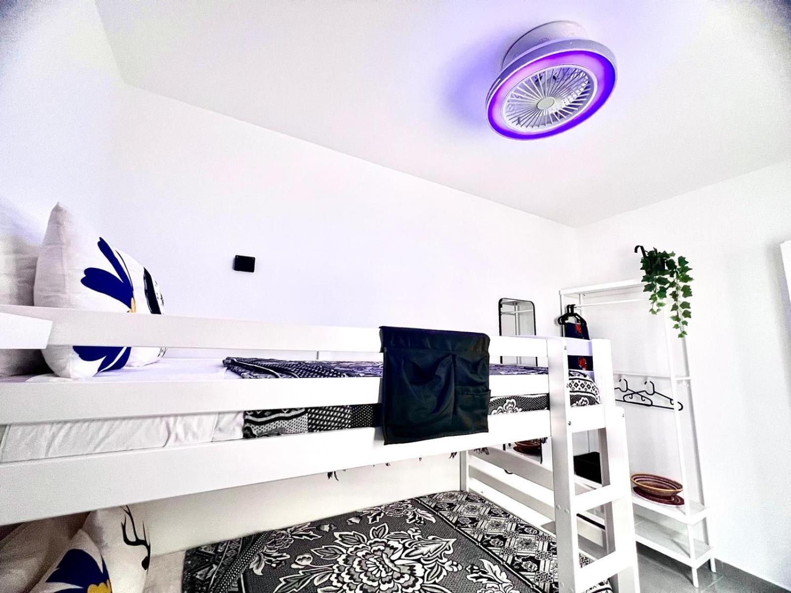 Animos! Apartments - 10 Modern Apartments Near The City & Beach, Perfect For Nomads, Travellers, Families, Watersports! Santa Maria Esterno foto